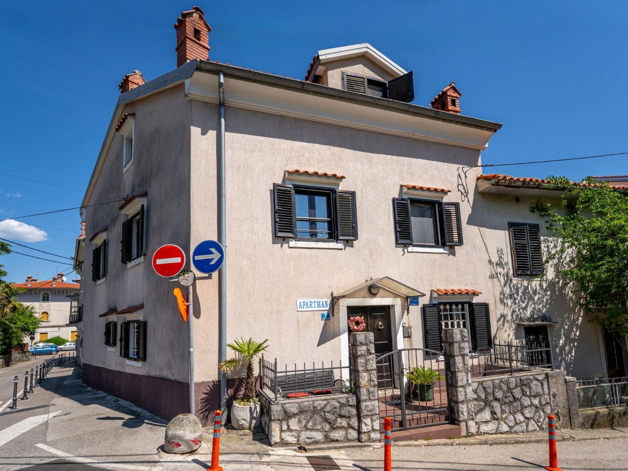 Apartment Lovrano-2 By Interhome Buitenkant foto